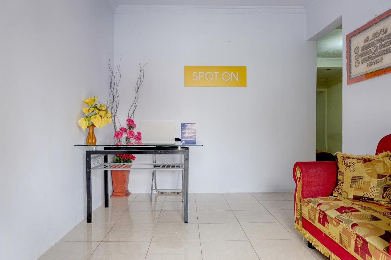Hotel Spot On 2847 Anggrek Syariah 2*