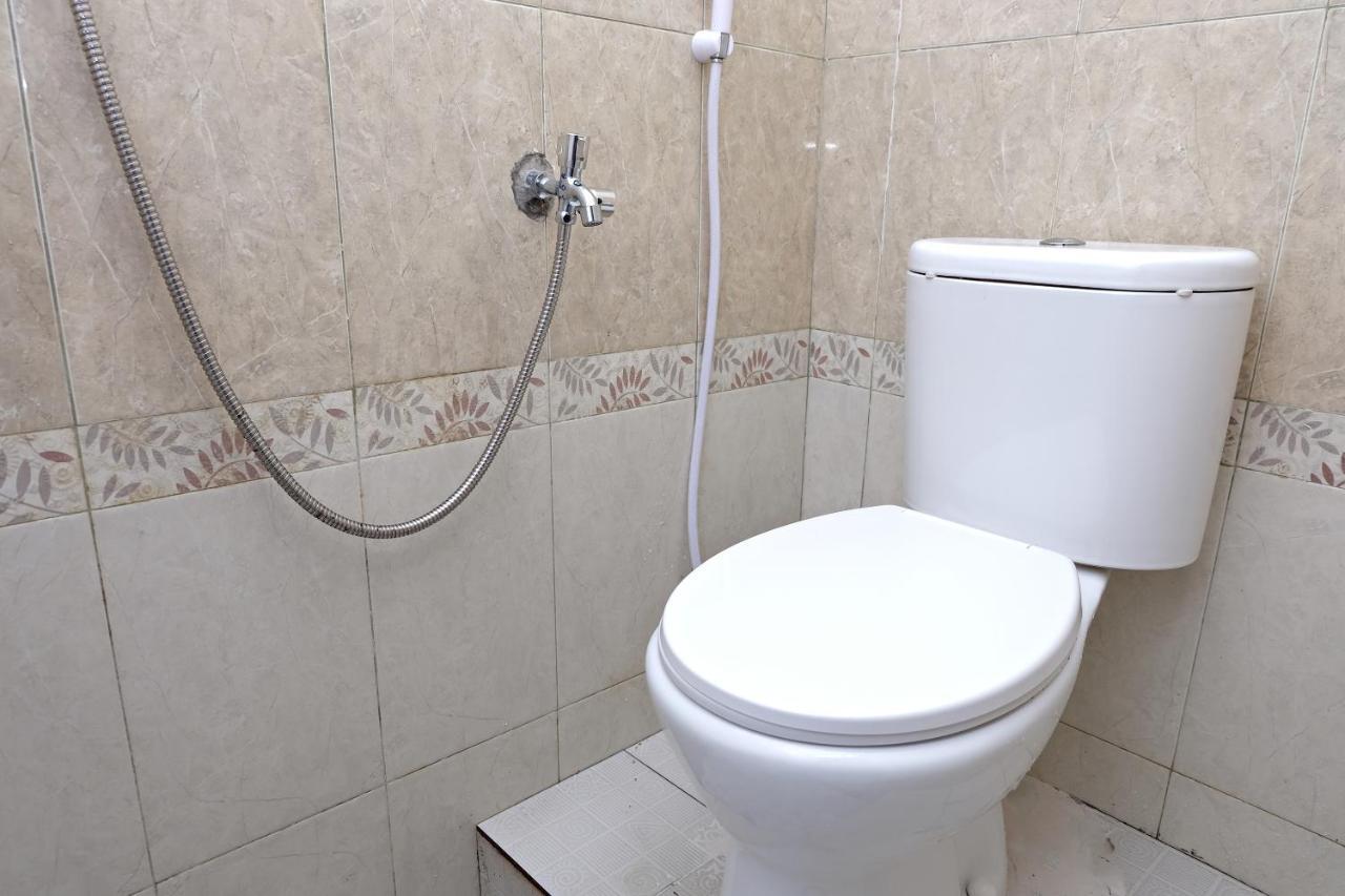 Spot On 2847 Anggrek Syariah Hotel 2*